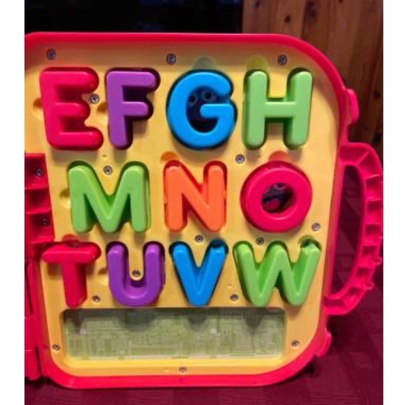Playskool Elmo’s On-The-Go Letters (Alphabet in Case) - Picture 4 of 12
